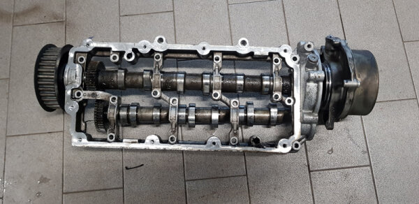 AUDI A6 4F Q7 4L 3.0 TDI  BUG BMK BKN Zylinderkopf links Nockenwellen 1059354AJ gebraucht